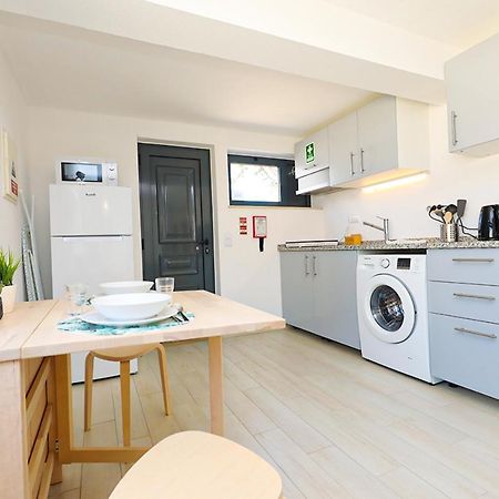 A62 - Cul De Sac Apartment In Lagos Buitenkant foto