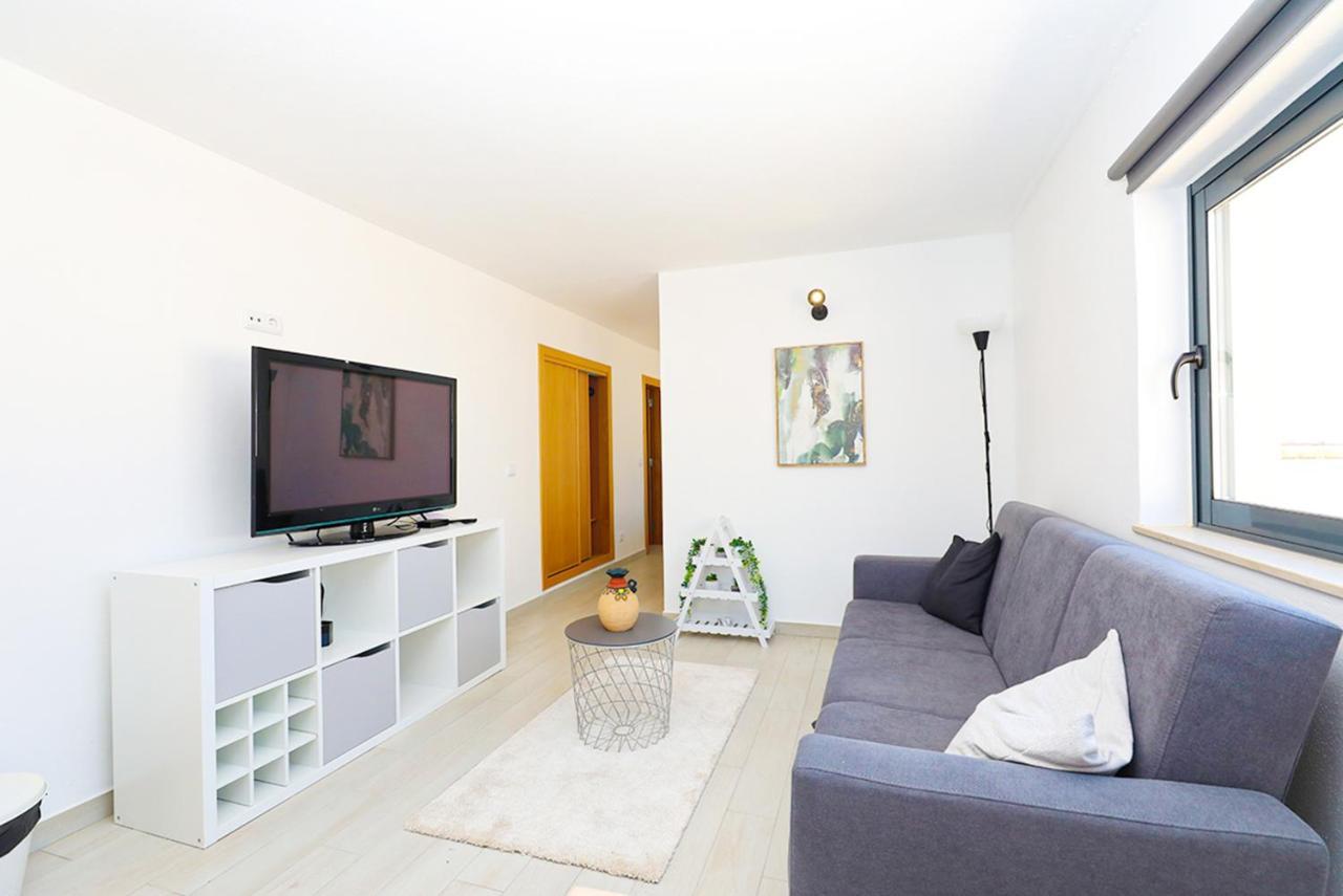 A62 - Cul De Sac Apartment In Lagos Buitenkant foto