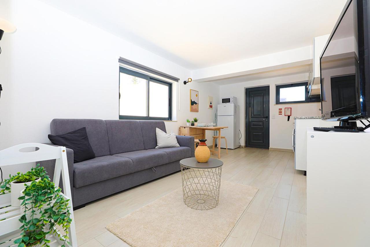 A62 - Cul De Sac Apartment In Lagos Buitenkant foto