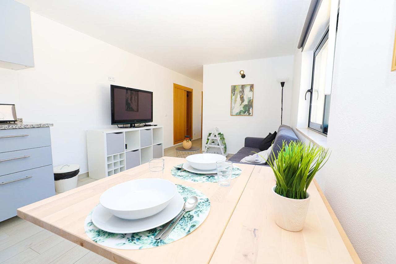 A62 - Cul De Sac Apartment In Lagos Buitenkant foto